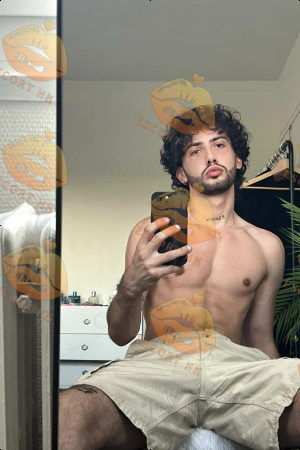 Frank photo 10, slavic, average, black hair, 170 cm, 56 kg, Hong Kong