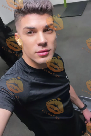 Oliver photo 5, latina, average, blonde hair, 183 cm, 63 kg, Hong Kong