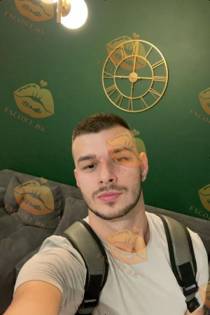 Luis photo 4, slavic, average, brunette, 185 cm, 77 kg, Hong Kong