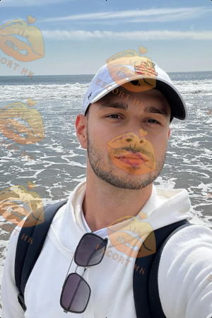 Luis photo 5, slavic, average, brunette, 185 cm, 77 kg, Hong Kong