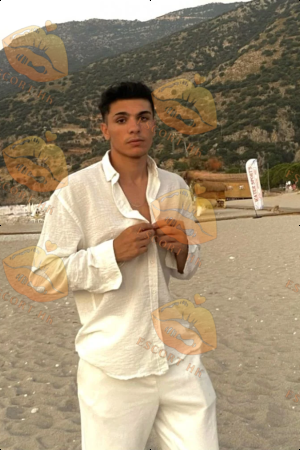 Antonio photo 1, latina, average, black hair, 180 cm, 77 kg, Hong Kong