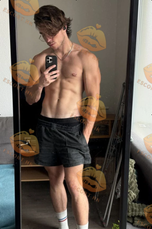 Blake photo 7, slavic, curvy, brunette, 175 cm, 77 kg, Hong Kong