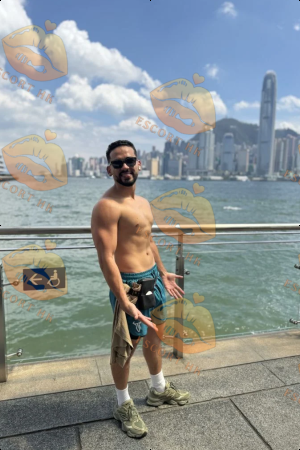 Mateo photo 29, latina, curvy, black hair, 180 cm, 81 kg, Hong Kong