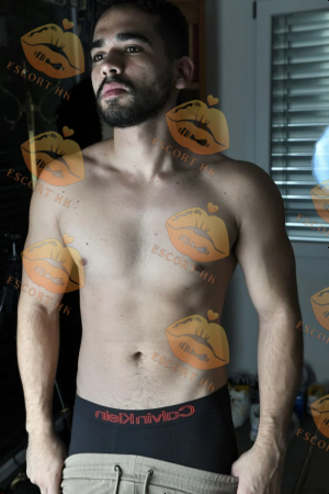 Mateo photo 4, latina, curvy, black hair, 180 cm, 81 kg, Hong Kong