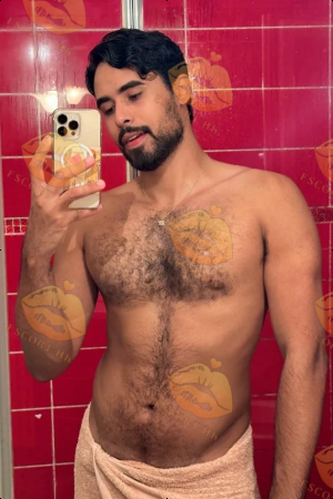 Ben photo 19, latina, curvy, black hair, 178 cm, 81 kg, Hong Kong