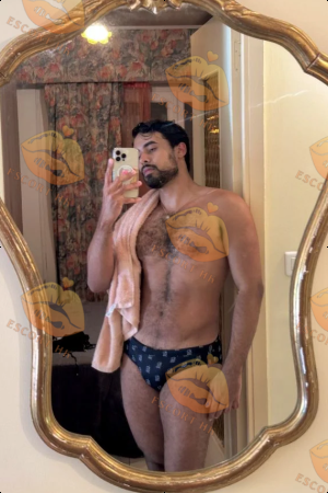 Ben photo 29, latina, curvy, black hair, 178 cm, 81 kg, Hong Kong