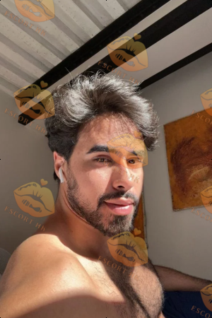 Ben photo 3, latina, curvy, black hair, 178 cm, 81 kg, Hong Kong