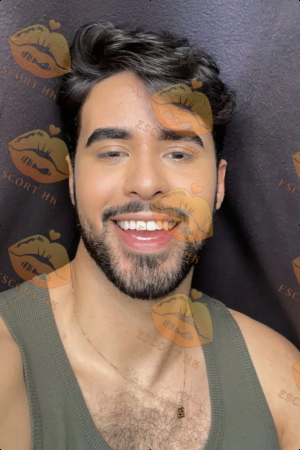 Ben photo 46, latina, curvy, black hair, 178 cm, 81 kg, Hong Kong