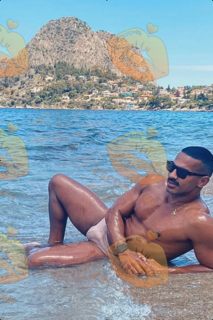 Jacob photo 7, latina, curvy, black hair, 178 cm, 83 kg, Hong Kong