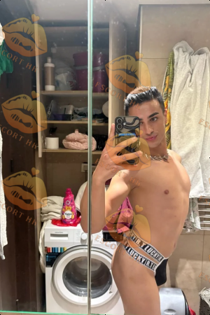 Philip photo 14, latina, curvy, black hair, 170 cm, 77 kg, Hong Kong