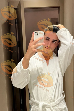 Philip photo 2, latina, curvy, black hair, 170 cm, 77 kg, Hong Kong