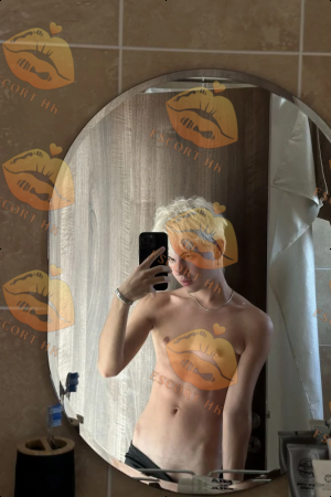 Mark photo 1, slavic, average, blonde hair, 175 cm, 58 kg, Hong Kong