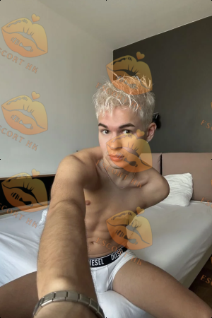 Mark photo 2, slavic, average, blonde hair, 175 cm, 58 kg, Hong Kong