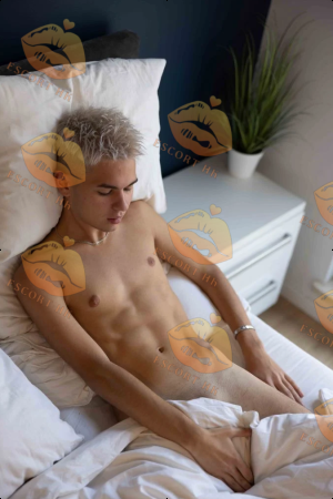 Mark photo 9, slavic, average, blonde hair, 175 cm, 58 kg, Hong Kong