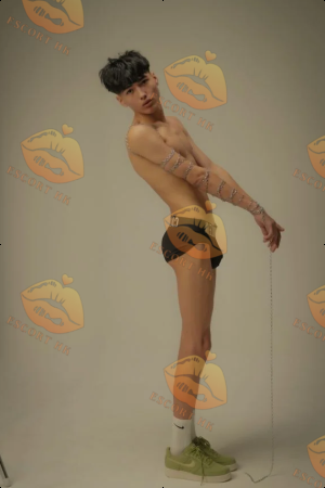 Harold photo 9, asian, average, brunette, 183 cm, 65 kg, Hong Kong