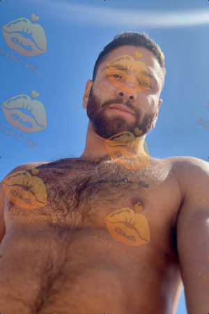 Matthew photo 27, latina, curvy, brunette, 180 cm, 81 kg, Hong Kong