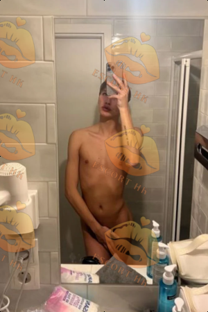 Juan photo 13, european, slim, blonde hair, 188 cm, 58 kg, Hong Kong
