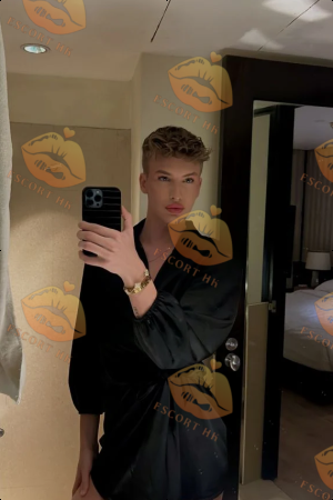 Juan photo 7, european, slim, blonde hair, 188 cm, 58 kg, Hong Kong