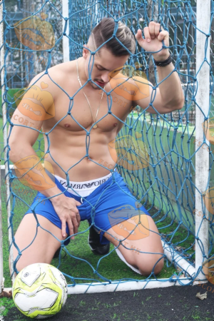 Hajoon photo 11, slavic, curvy, blonde hair, 183 cm, 90 kg, Hong Kong
