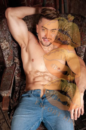 Hajoon photo 39, slavic, curvy, blonde hair, 183 cm, 90 kg, Hong Kong