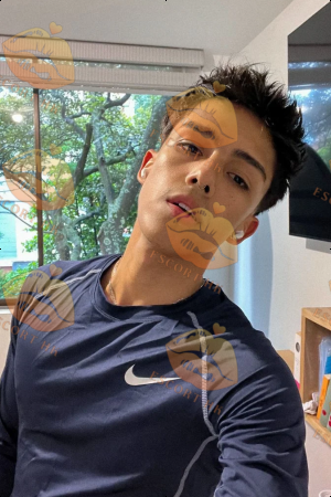 Daeho photo 10, latina, average, black hair, 173 cm, 56 kg, Hong Kong
