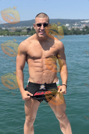 Fabian photo 11, slavic, curvy, black hair, 185 cm, 86 kg, Hong Kong