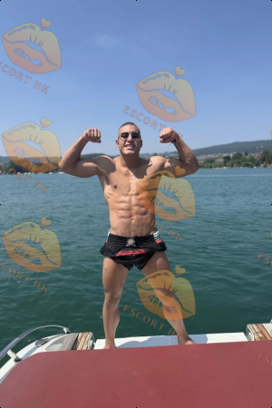 Fabian photo 7, slavic, curvy, black hair, 185 cm, 86 kg, Hong Kong