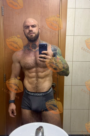 Slade photo 26, european, curvy, brunette, 190 cm, 100 kg, Hong Kong