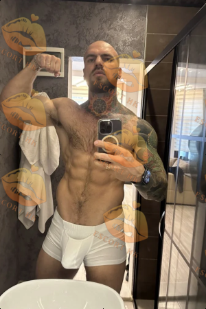 Slade photo 28, european, curvy, brunette, 190 cm, 100 kg, Hong Kong