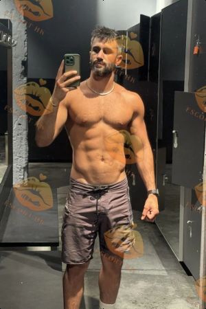 Gabriel photo 10, european, average, brunette, 175 cm, 72 kg, Hong Kong