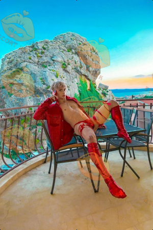 Wonshik photo 77, latina, average, blonde hair, 175 cm, 65 kg, Hong Kong