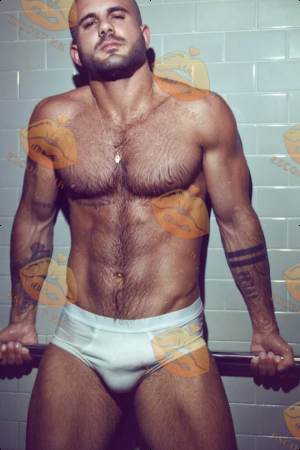 Leo photo 10, european, average, blonde hair, 180 cm, 79 kg, Hong Kong