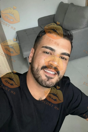 Hector photo 2, latina, average, black hair, 195 cm, 95 kg, Hong Kong