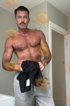 Howard photo 21, european, curvy, brunette, 188 cm, 95 kg, Hong Kong