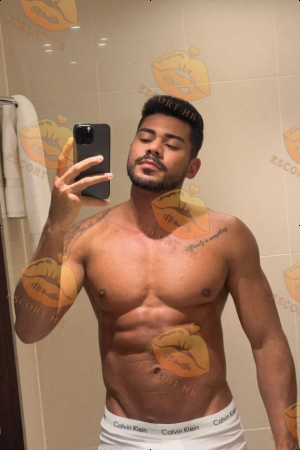 Hiroshi photo 21, latina, curvy, black hair, 180 cm, 86 kg, Hong Kong