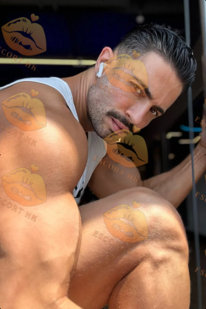 Ethan photo 2, latina, curvy, black hair, 178 cm, 83 kg, Hong Kong
