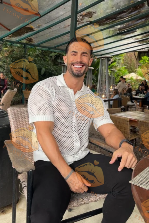 Ethan photo 25, latina, curvy, black hair, 178 cm, 83 kg, Hong Kong