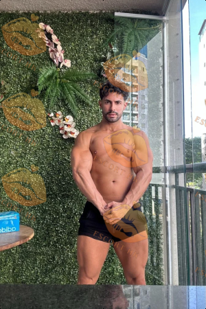 Ethan photo 9, latina, curvy, black hair, 178 cm, 83 kg, Hong Kong