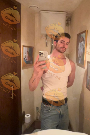 Dicky photo 3, european, average, blonde hair, 190 cm, 83 kg, Hong Kong