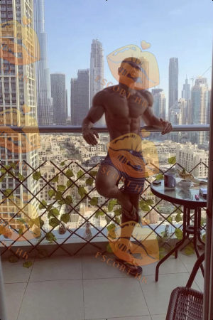 Lance photo 10, latina, average, brunette, 178 cm, 79 kg, Hong Kong
