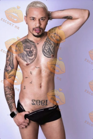 Stone photo 13, latina, curvy, blonde hair, 185 cm, 86 kg, Hong Kong