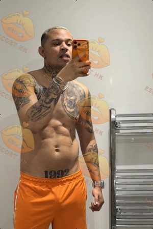 Stone photo 4, latina, curvy, blonde hair, 185 cm, 86 kg, Hong Kong