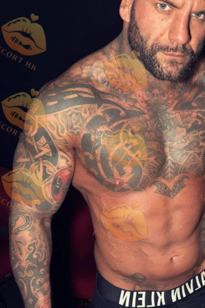 Mario photo 1, slavic, curvy, brunette, 178 cm, 100 kg, Hong Kong