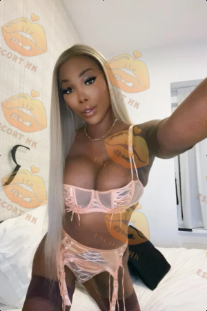 Avery photo 40, ebony, average, blonde hair, 182 cm, 72 kg, Large bust, Hong Kong