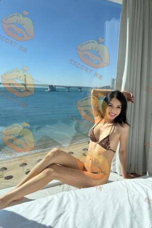 Thalia photo 21, european, average, brunette, 170 cm, 56 kg, Small bust, Hong Kong