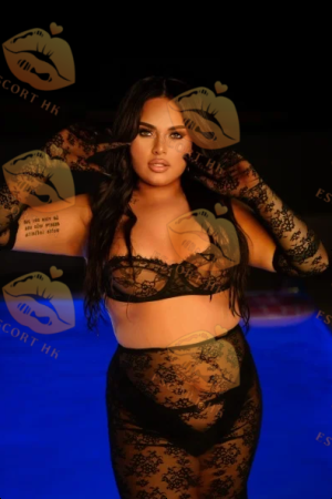 Rae photo 9, european, curvy, brunette, 180 cm, 110 kg, Large bust, Hong Kong