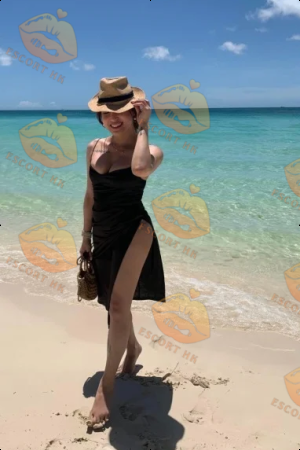 Lera photo 21, asian, average, blonde hair, 161 cm, 52 kg, Medium bust, Hong Kong