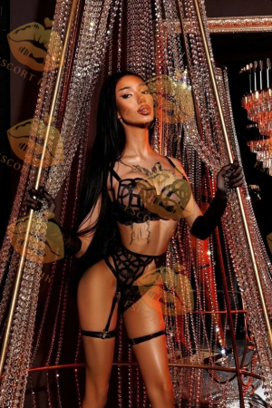 Zlata photo 3, asian, slim, black hair, 170 cm, 45 kg, Medium bust, Hong Kong