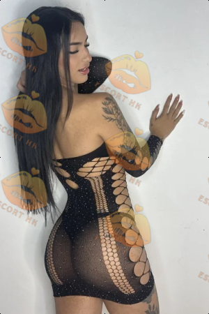 Isla photo 2, latina, average, black hair, 167 cm, 61 kg, Medium bust, Hong Kong