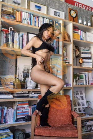 Lexi photo 49, latina, athletic, black hair, 170 cm, 72 kg, Large bust, Hong Kong
